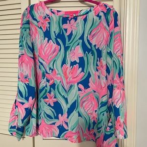 XL Lilly Pulitzer top